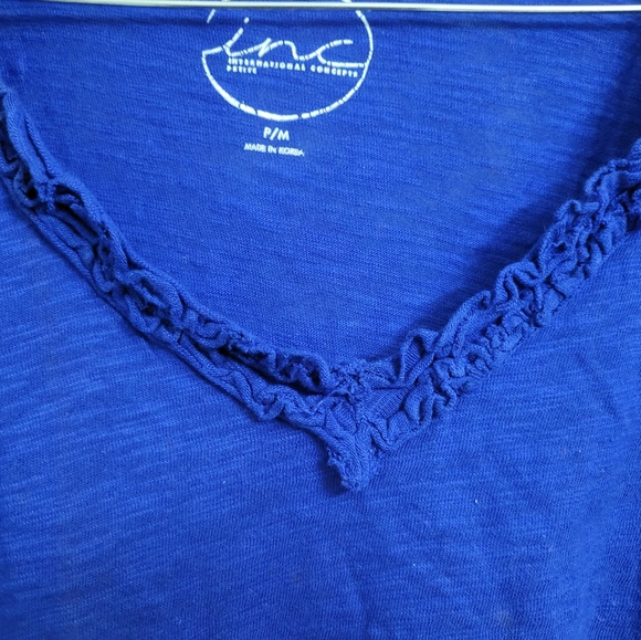 V Neck Top - Picture 4 of 6